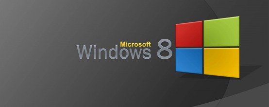 Логотип Windows 8 на рабочем столе компьютера
