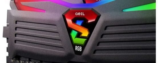 Super Luce RGB Sync DDR4